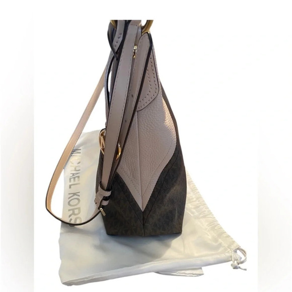 Michael Kors Aria Large Shoulder Hobo MK Signature Brown/soft Pink - Picture 4 of 10